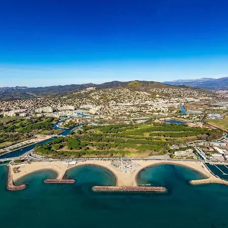 Oasis De Verdure En Centre-ville - Jacuzzi Prive Mandelieu