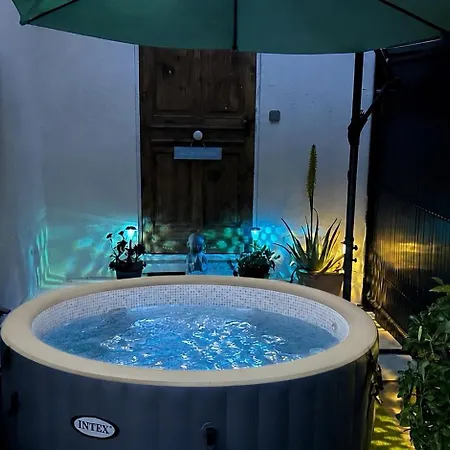 Apartment Oasis De Verdure En Centre-ville - Jacuzzi Prive *