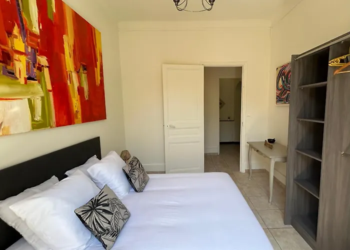 Oasis De Verdure En Centre-ville - Jacuzzi Privé Appartamento *